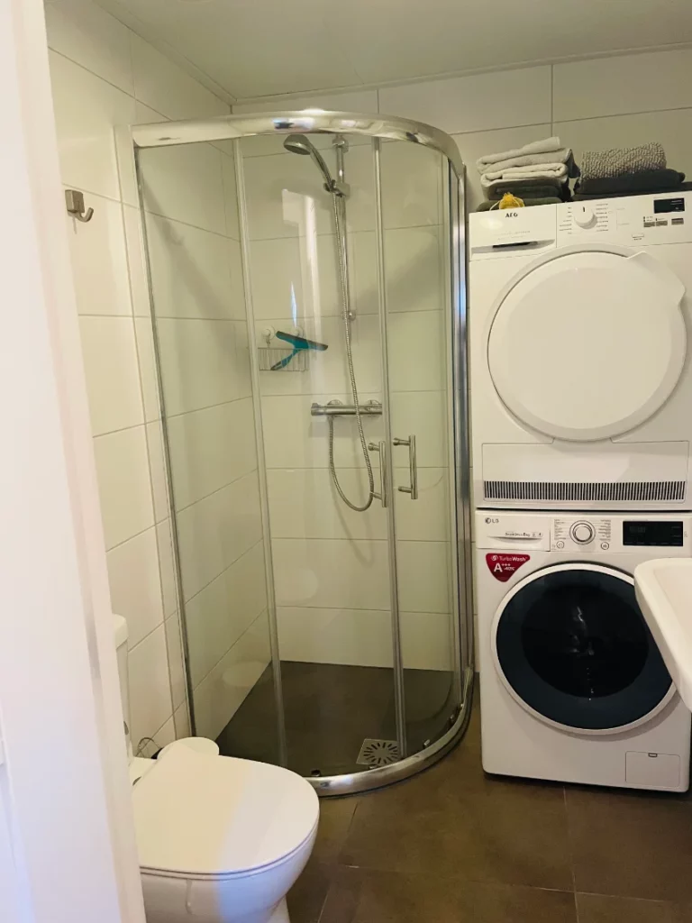 vakantiehuisje-reestdal-Drenthe-Overijssel-Badkamer
